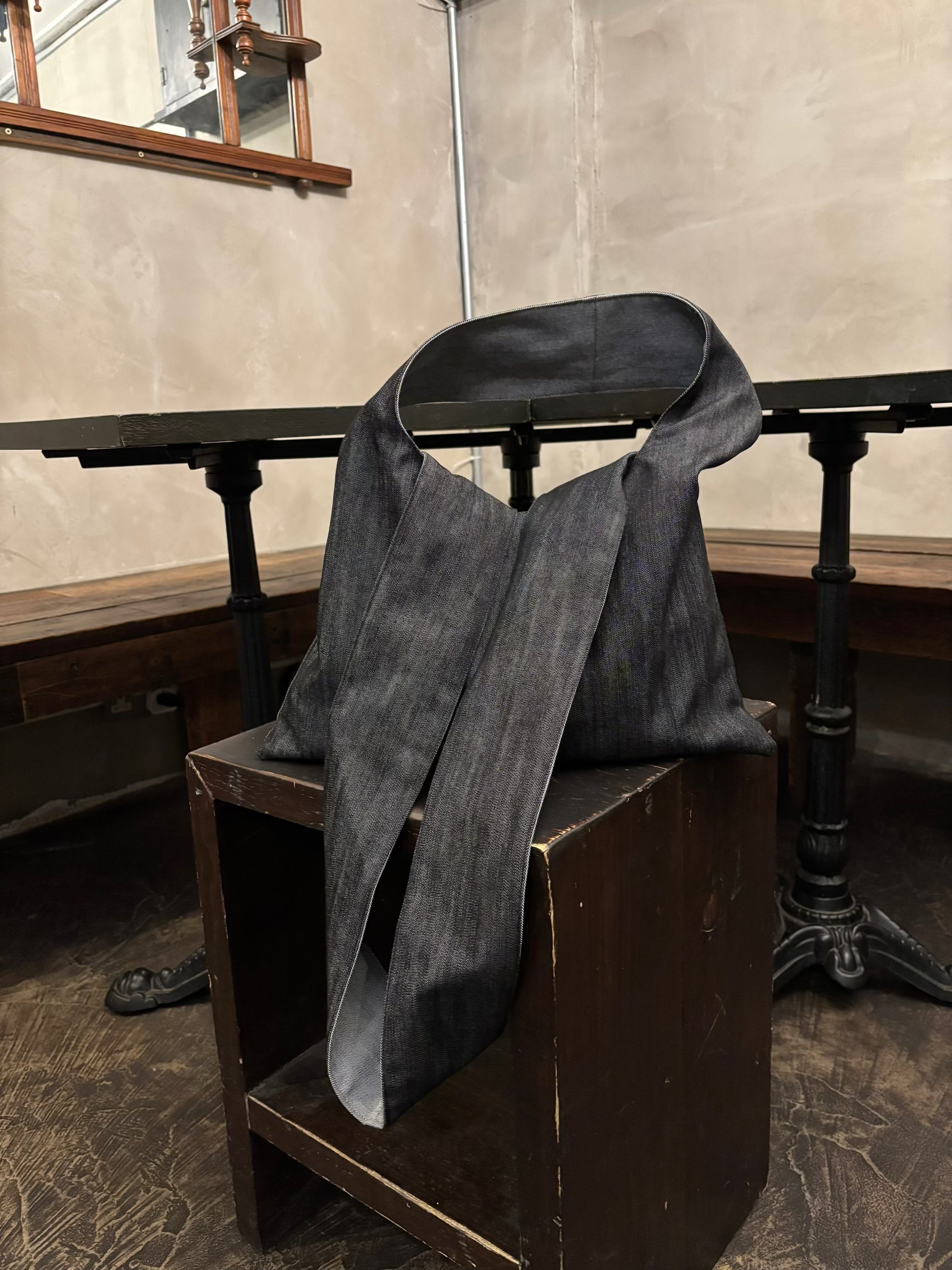 Toko Knot bag