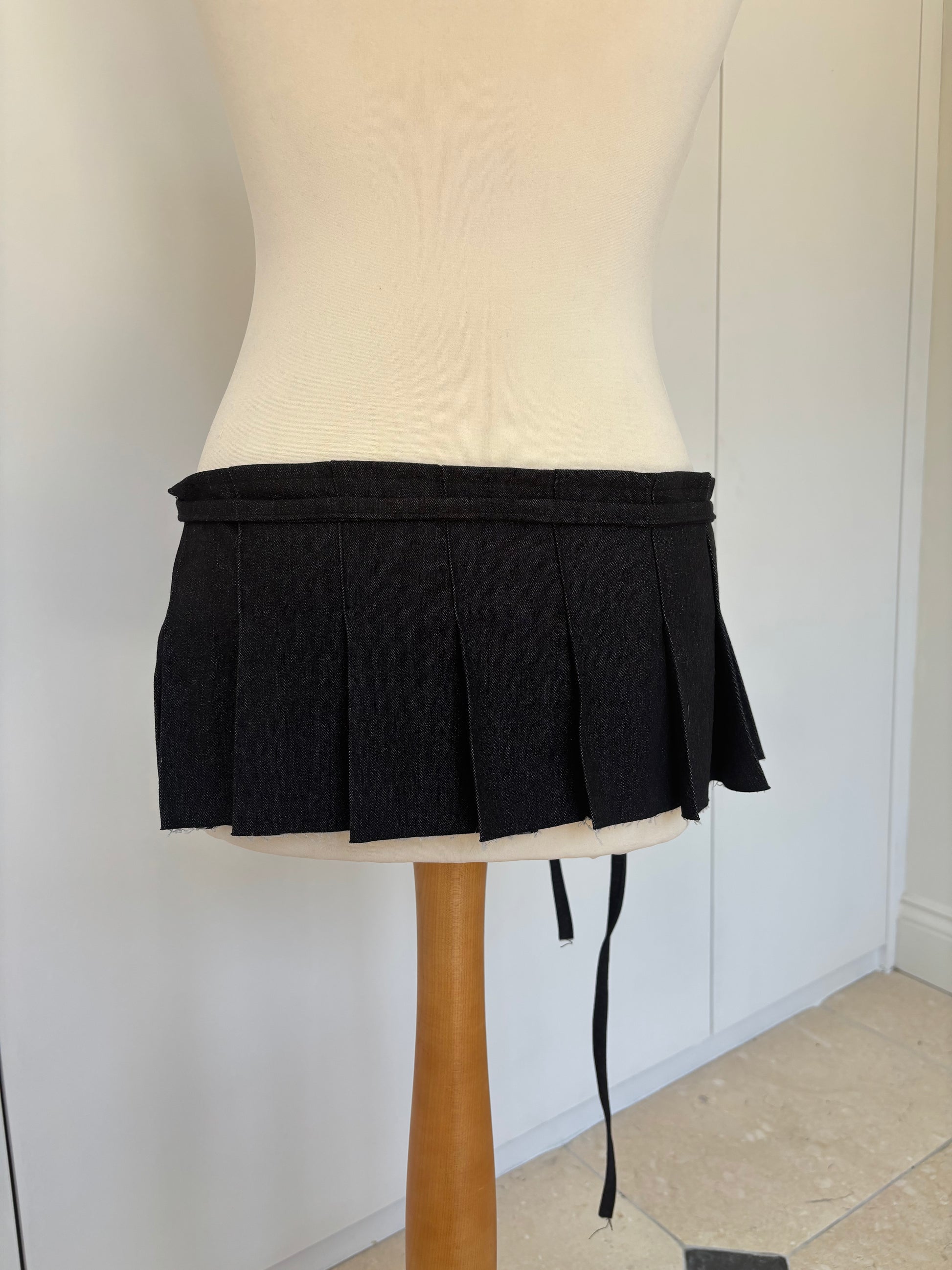 STUDIO SAMPLE S/S Layers: Denim Pleat Layer Skirt